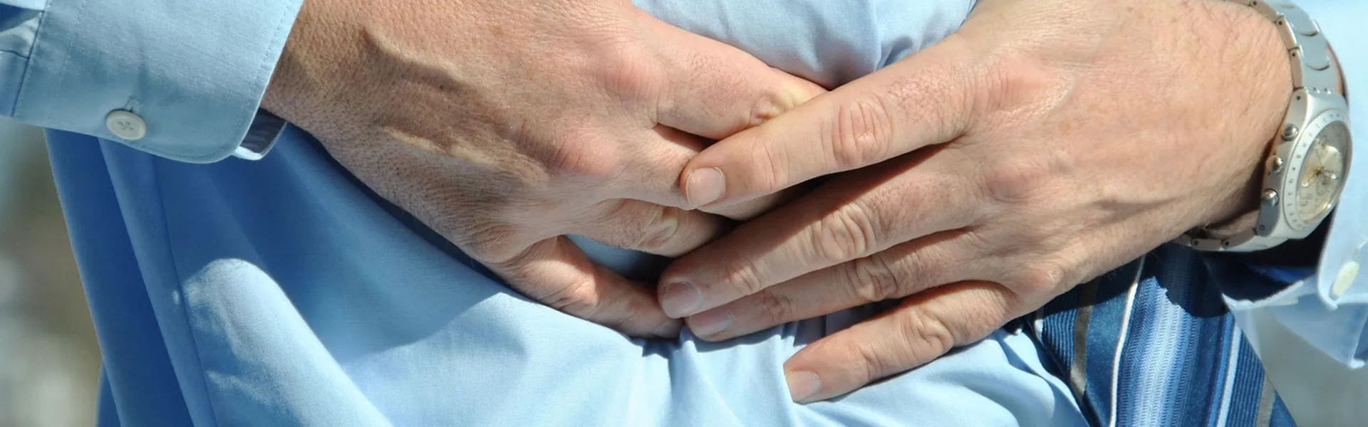 abdominal-pain-when-is-it-time-to-visit-a-doctor